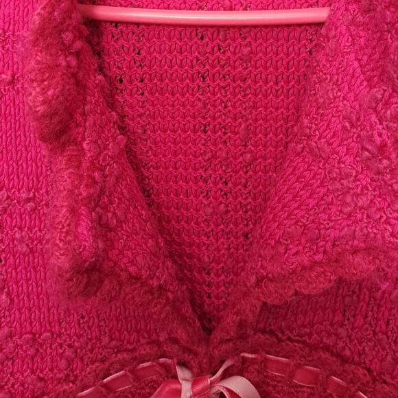 Alexandra Bartlett Hot Pink Knee Length Textured Bouclé Knit Cardigan - Picture 6 of 6